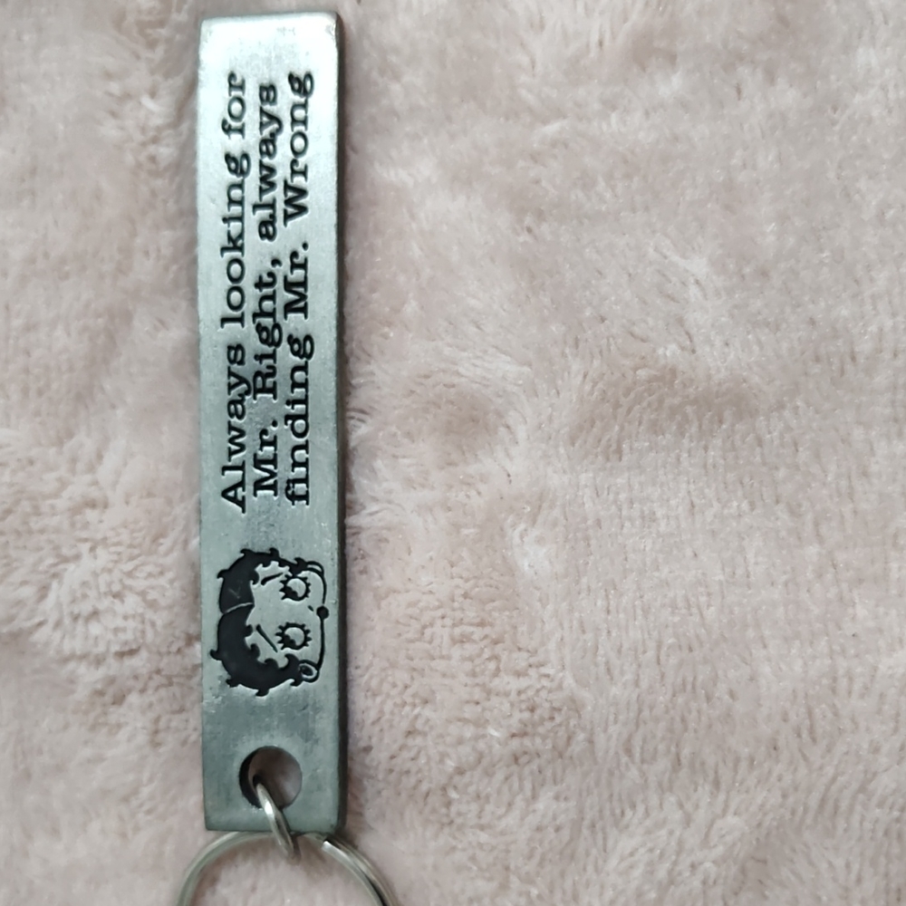 Betty Boop Key Chain - Picture 2 of 3